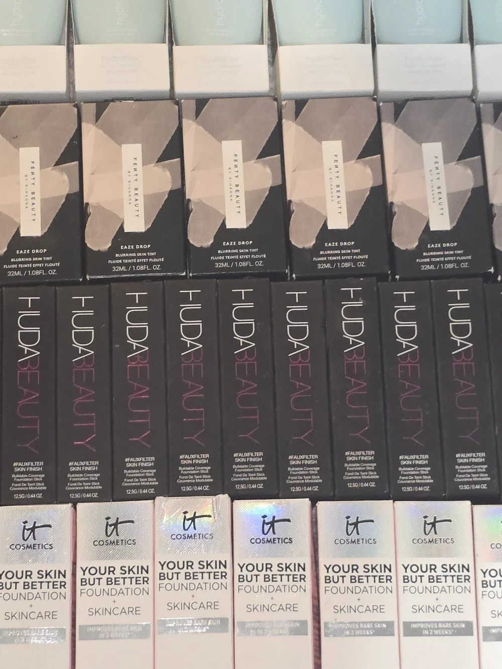 IT Cosmetics Your Skin But Better Foundation - White & Black Packaging
